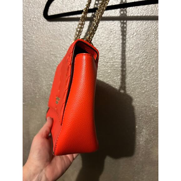 ❤️ Victoria’s Secret Red Quilted Chain Crossbody Purse Fun Casual Date Night - Picture 4 of 13